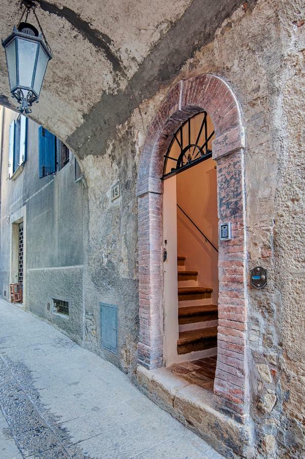 Antica Bifora Rsm Bed & Breakfast San Marino Bagian luar foto