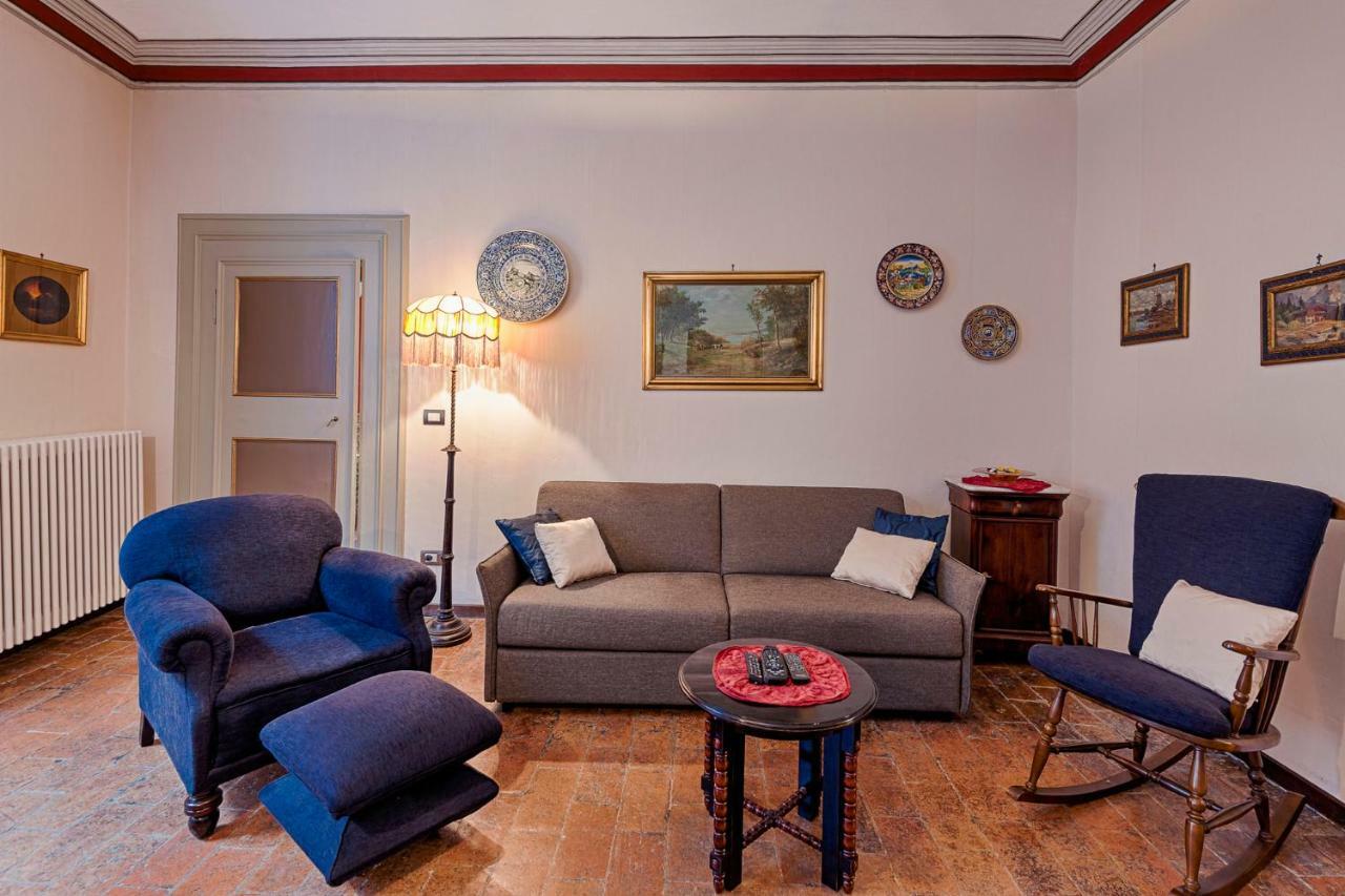 Antica Bifora Rsm Bed & Breakfast San Marino Bagian luar foto